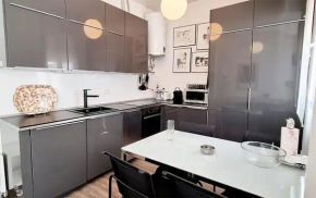 FLORIT FLATS - The Canovas Apartment